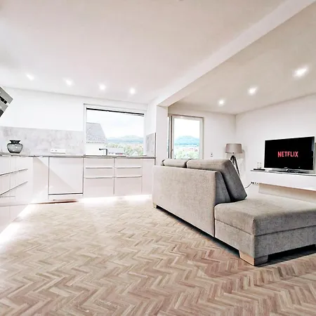 Exklusives 212 Qm Ferienhaus Mit 2 Apartments - Garten, Grill & Sauna! Schauenburg Exterior foto