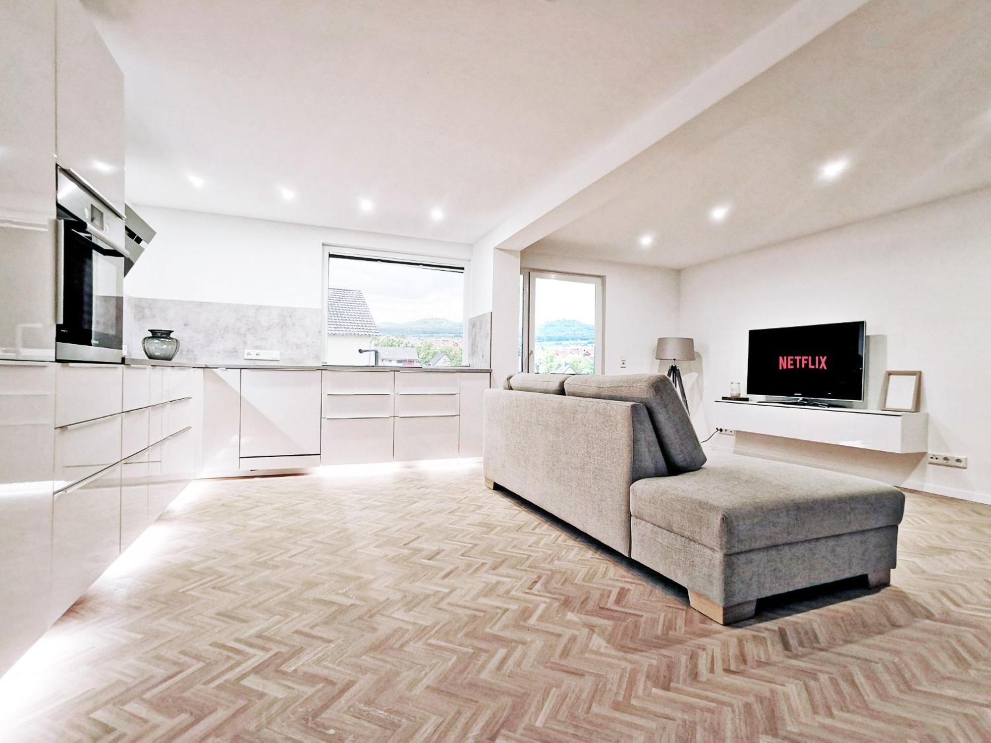 Exklusives 212 Qm Mit 2 - Garten, Grill & Sauna! *